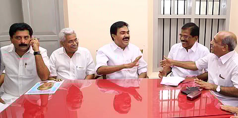 ജോസ് കെ മാണിയുടെ നേതൃത്വത്തിൽ പാർട്ടി ആസ്ഥാനത്ത് മുതിർന്ന നേതാക്കളുടെ യോഗം ചേർന്നപ്പോൾ