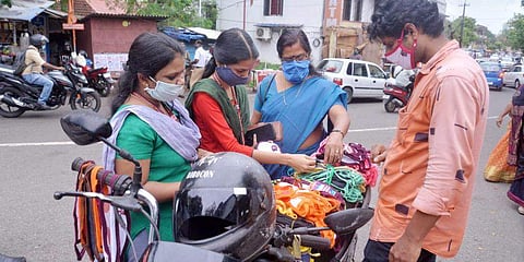 കൊല്ലത്ത് ഇന്ന് രോഗം സ്ഥിരീകരിച്ച എല്ലാവര്ക്കും കോവിഡ് ബാധിച്ചത് സമ്പര്ക്കംവഴി; ഒന്നും മൂന്നും വയസ്സുള്ള കുഞ്ഞുങ്ങള്ക്കും രോഗം, ശാസ്താംകോട്ടയില് അതീവജാഗ്രത