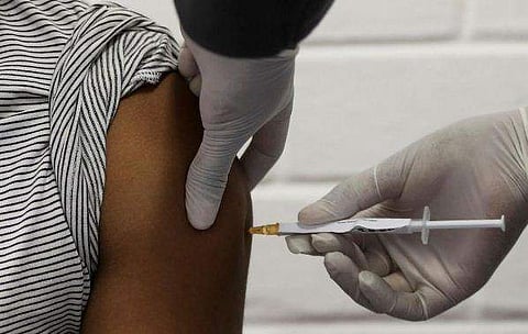 കോവിഡ് വാക്സിൻ മനുഷ്യരിൽ വിജയിച്ചെന്ന് റഷ്യ; 38 ആളുകളിൽ പരീക്ഷണം പൂർത്തിയാക്കി