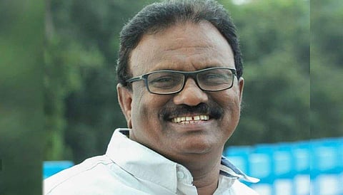 കോവിഡ് പ്രോട്ടോക്കോള് ലംഘിച്ച് പൊതുപരിപാടി; ആറ്റിങ്ങല് എംഎല്എയ്ക്ക് എതിരെ കേസെടുക്കാന് കോടതി ഉത്തരവ്