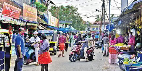 എറണാകുളം മാര്ക്കറ്റിന് ആശ്വാസം; 127 പരിശോധനാ ഫലം നെഗറ്റീവ്