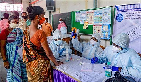 കോവിഡ് രൂക്ഷമായി ബാധിക്കുക ഇന്ത്യയെ, പ്രതിദിനം 2.87 ലക്ഷം വരെ രോഗികളുണ്ടാകും; മുന്നറിയിപ്പുമായി ഗവേഷകർ
