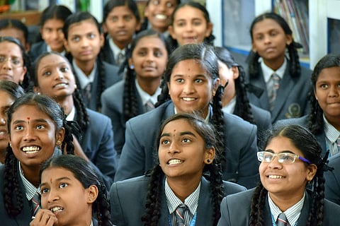 പുതിയ വിദ്യാഭ്യാസ നയം: പഴുതിടങ്ങളിട്ട പൊളിച്ചെഴുത്ത്