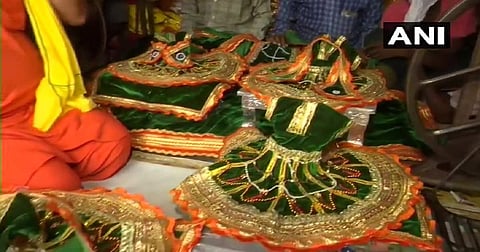 ഓഗസ്റ്റ് അഞ്ചിന് അയോധ്യയില് ഭൂമി പൂജ; സമ്പൂര്ണ ലോക്ക് ഡൗണ് പിന്വലിക്കണം; മമതയോട് ബിജെപി