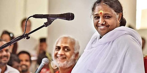 മഹത്തായ ചരിത്ര മുഹൂര്ത്തം; രാമക്ഷേത്ര ശിലാന്യാസത്തിന് ആശംസാ സന്ദേശവുമായി മാതാ അമൃതാനന്ദമയി (വീഡിയോ)