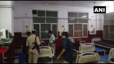 മകള് ഇഷ്ടമില്ലാത്ത കല്യാണം കഴിച്ചു, നേരേ വീട്ടിലേക്കു ചെന്ന് തോക്കെടുത്ത് വെടിവച്ച് പിതാവ്, മരുമകനും പരിക്ക്