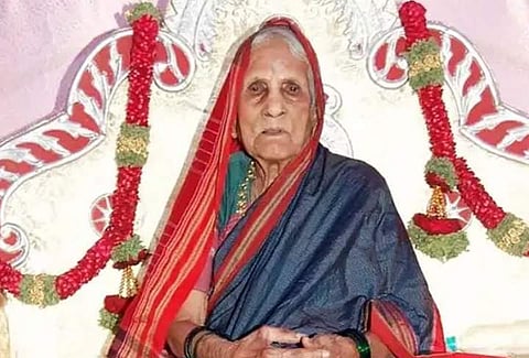 ചെറുമകന്റെ ആയുര്വേദ ചികിത്സ; 105കാരി കോവിഡ് മുക്തയായി