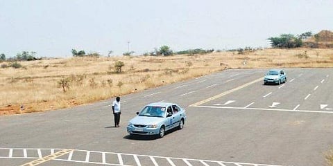 ഒരേ സമയം ഒരാള്ക്കു മാത്രം പരിശീലനം, എസി പാടില്ല ; ഡ്രൈവിങ് ടെസ്റ്റിന് ഇന്സ്പെക്ടറെ കൂടാതെ പരീക്ഷാര്ഥി മാത്രം ; കടുത്ത നിബന്ധനകള്