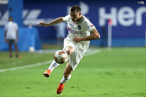 ബ്ലാസ്റ്റേഴ്സിന് വേണ്ടി മറെയുടെ മുന്നേറ്റം/ ഐഎസ്എല് ചിത്രം