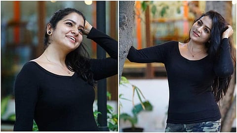 അന്തരിച്ച പ്രമുഖ സീരിയല് നടി വിജെ ചിത്ര/ ഫോട്ടോ ഫെയ്സ്ബുക്ക്