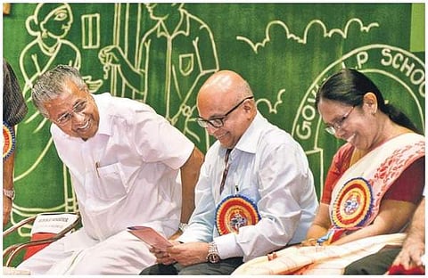 മുഖ്യമന്ത്രി പിണറായി വിജയന് ആരോഗ്യമന്ത്രിക്കൊപ്പം പൊതുപരിപാടിയില്/ഫയല് ചിത്രം