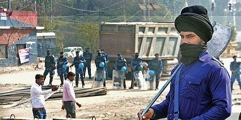 സിംഘു അതിര്ത്തിയില് പൊലീസിനെ വിന്യസിച്ചിരിക്കുന്നു