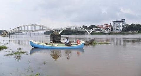 എക്സ്പ്രസ് ഫോട്ടോ