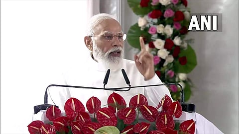 ഖുശിനഗര് വിമാനത്താവളം പ്രധാനമന്ത്രി നരേന്ദ്ര മോദി രാജ്യത്തിനു സമര്പ്പിക്കുന്നു/എഎന്ഐ