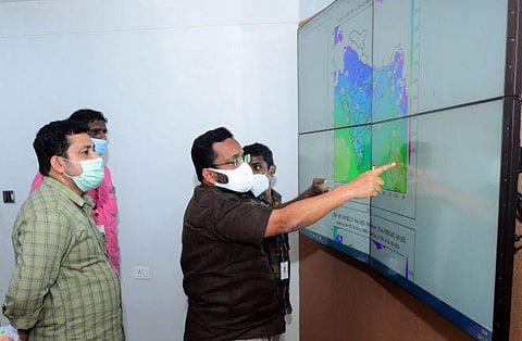 മന്ത്രി കെ രാജന് ഫെയ്സ്ബുക്കില് പങ്കുവച്ച ചിത്രം