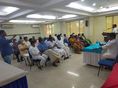 തൃശൂരില് ചേര്ന്ന എസ്എന്ഡിപി യോഗം സംരക്ഷണ സമിതി യോഗത്തില്നിന്ന്