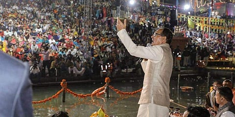 നര്മദാ ജയന്തി പരിപാടിയില് ശിവരാജ് സിങ് ചൗഹാന്/ഫോട്ടോ: ട്വിറ്റര്