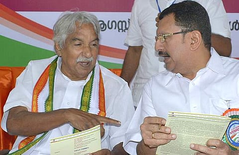 ഉമ്മന് ചാണ്ടിയും മുരളീധരനും/ഫയല്