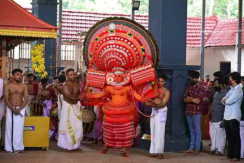 ചിത്രം ഫെയ്സ്ബുക്ക്