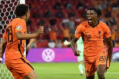 ഓസ്ട്രിയക്കെതിരെ ഗോൾ നേടിയ ഡച്ച് താരങ്ങളുടെ ആഹ്ലാദം/ഫോട്ടോ: ട്വിറ്റർ