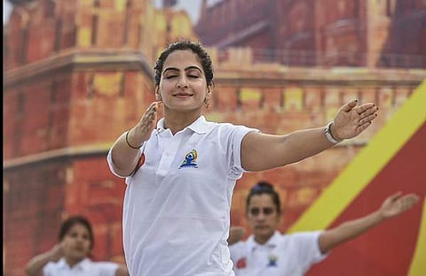 റെഡ് ഫോര്ട്ടിലെ യോഗ ദിനാഘോഷത്തില്നിന്ന്/പിടിഐ