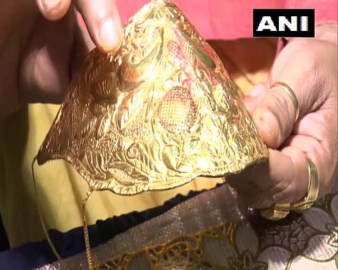 സ്വര്ണം കൊണ്ട് നിര്മ്മിച്ച മാസ്ക്