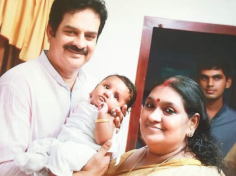 ദേവനും ഭാര്യ സുമയും/ ഫേയ്സ്ബുക്ക്