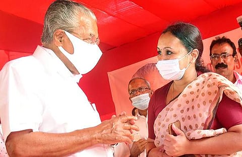 മുഖ്യമന്ത്രി പിണറായി  വിജയനും ആരോഗ്യമന്ത്രി വീണാ ജോര്ജും/ഫയല്