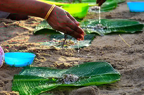 എക്സ്പ്രസ് ഫോട്ടോ