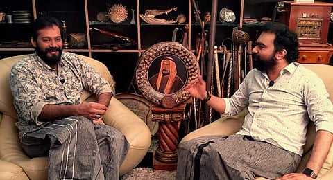 ബാലയും മോന്സണും ചിത്രം ഫെയ്സ്ബുക്ക്