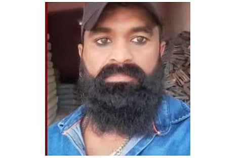 പിടിയിലായ പാറായി ബാബു/വീഡിയോ സ്ക്രീന്ഷോട്ട്