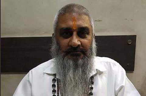 സുധീര് സുരി, ട്വിറ്റര്