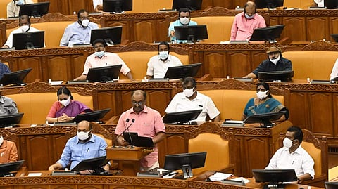 കെ എന് ബാലഗോപാല് ബജറ്റ് അവതരിപ്പിക്കുന്നു