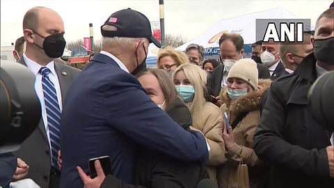 അഭയാര്ത്ഥികളെ സന്ദര്ശിക്കുന്ന ജോ ബൈഡന്