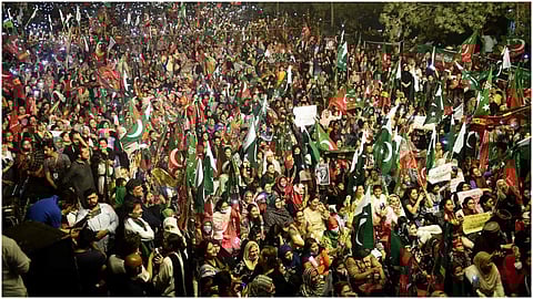 ഇമ്രാൻ അനുകൂലികളുടെ പ്രതിഷേധപ്രകടനം/ എഎഫ്പി