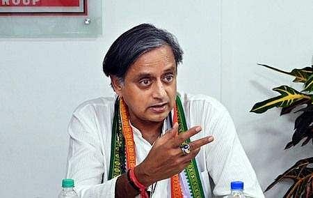 ശശി തരൂര്: ചിത്രം: ന്യൂ ഇന്ഡ്യന് എക്സ്പ്രസ്