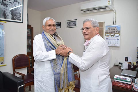 ചിത്രം: സീതാറാം യെച്ചൂരി, ട്വിറ്റര്