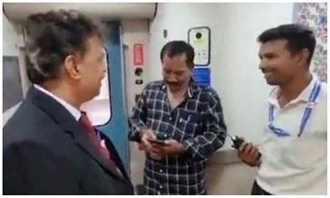 ചിത്രം ട്വിറ്റർ