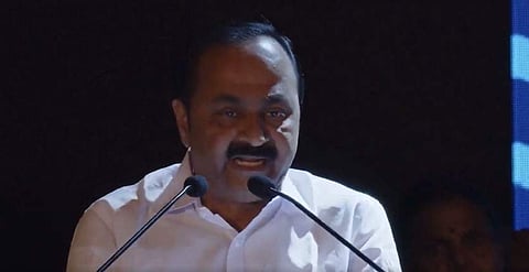 വിഴിഞ്ഞത്ത് അടുത്ത ആദ്യ കപ്പലിനെ സ്വീകരിക്കുന്ന ചടങ്ങില് വിഡി സതീശന് സംസാരിക്കുന്നു/വീഡിയോ സ്ക്രീന്ഷോട്ട്