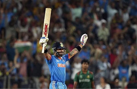 സെഞ്ച്വറിയും വിജയവും ആഘോഷിക്കുന്ന കോഹ്ലി/ പിടിഐ