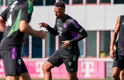 ബോട്ടെങ് പരിശീലനത്തിൽ/ ട്വിറ്റർ