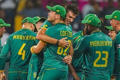 ദക്ഷിണാഫ്രിക്കന് താരങ്ങളുടെ ആഹ്ലാദ പ്രകടനം/എഎഫ്പി