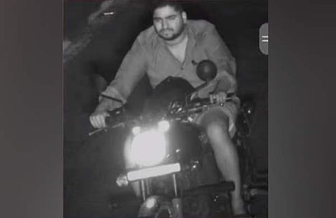 ലതീഷ്/ ടെലിവിഷൻ സ്ക്രീൻഷോട്ട്