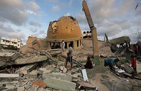 ഇസ്രയേൽ ആക്രമണത്തിൽ തകർന്ന ഖാൻ യൂനിസ് പള്ളി/ പിടിഐ