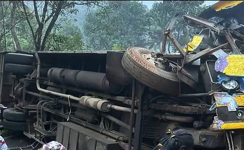 അപകടത്തില്പ്പെട്ട ബസ്/ഫയല്