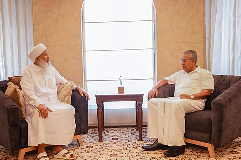 കാന്തപുരം എപി അബൂബക്കര് മുസ്ലിയാര് - പിണറായി വിജയന്