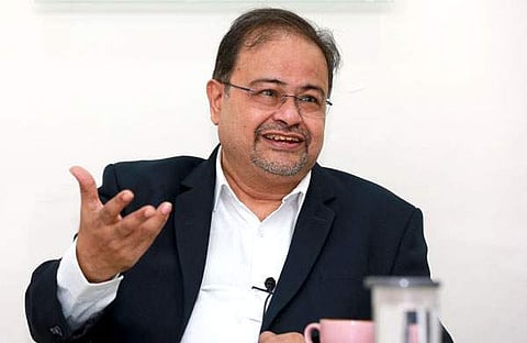 ദേബാഷിസ് ചാറ്റർജി/ ടിപി സൂരജ്