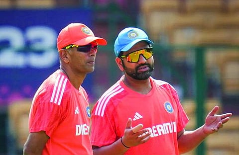 രോഹിത് ശര്മ്മയും ദ്രാവിഡും/ പിടിഐ