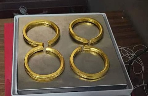 കൊച്ചിയിൽ പിടികൂടിയ സ്വർണം/ ടിവി ദൃശ്യം