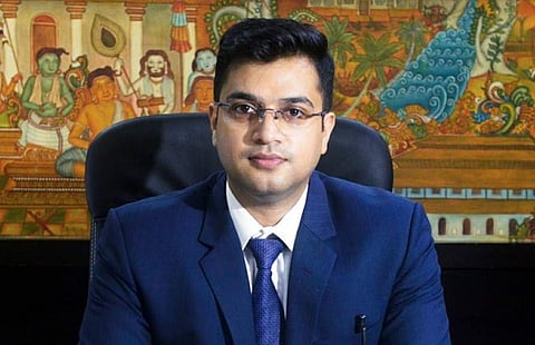 കോഴിക്കോട് ജില്ലാ കലക്ടര് സ്നേഹില്കുമാര്